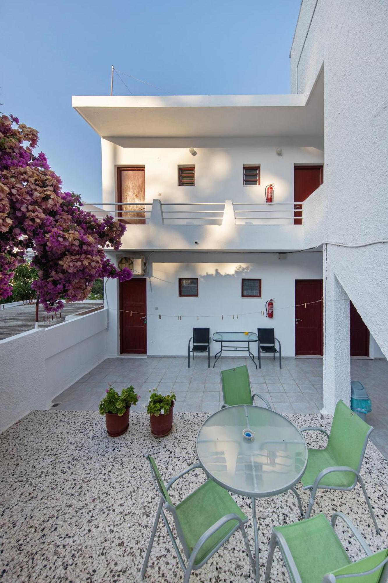 Nikos Rooms Votsi  Exterior foto