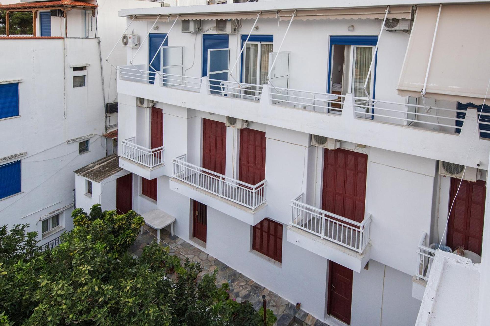 Nikos Rooms Votsi  Exterior foto