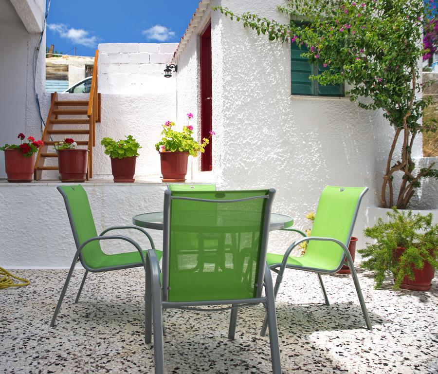 Nikos Rooms Votsi  Exterior foto